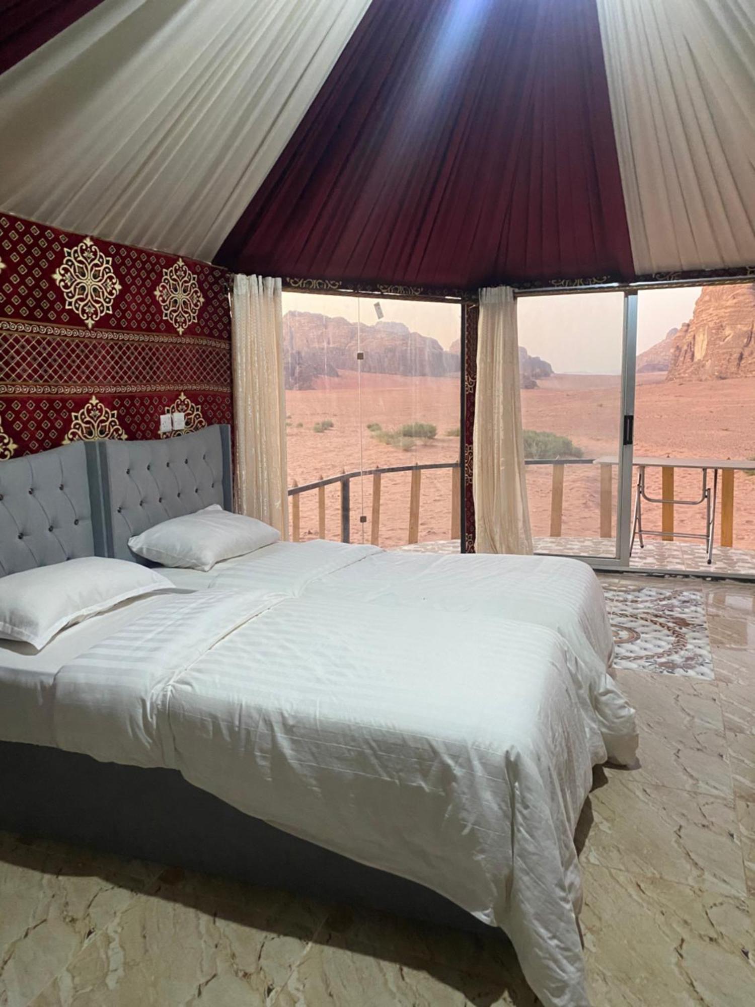 Desert Tree Camp&Tours วาดิรัม ภายนอก รูปภาพ