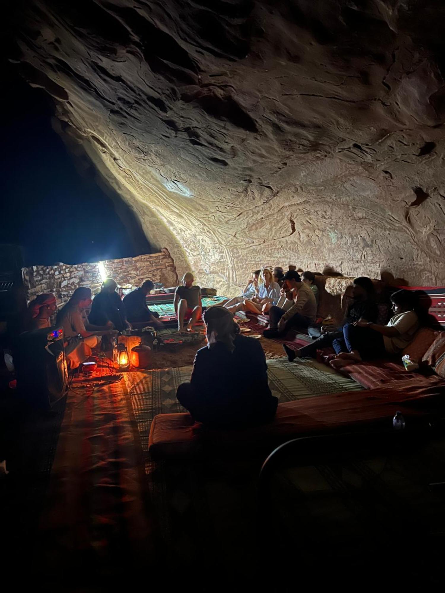 Desert Tree Camp&Tours วาดิรัม ภายนอก รูปภาพ