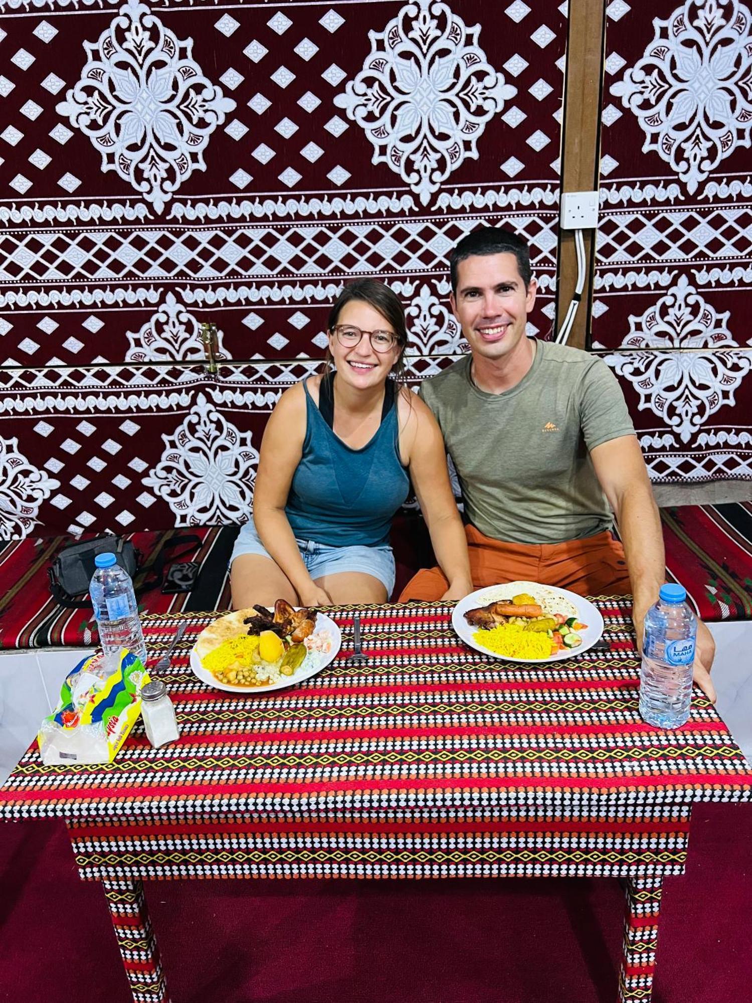 Desert Tree Camp&Tours วาดิรัม ภายนอก รูปภาพ