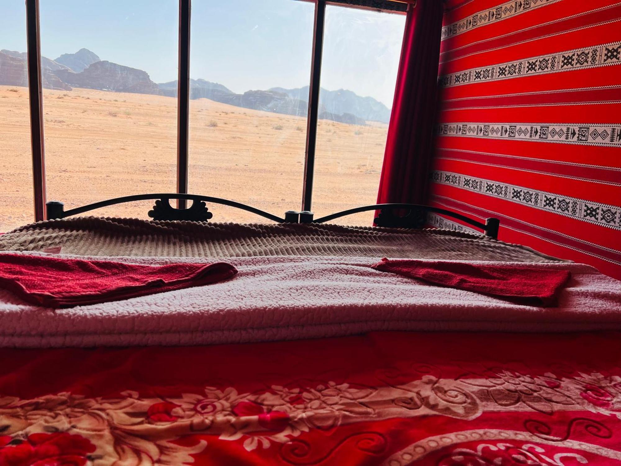 Desert Tree Camp&Tours วาดิรัม ภายนอก รูปภาพ