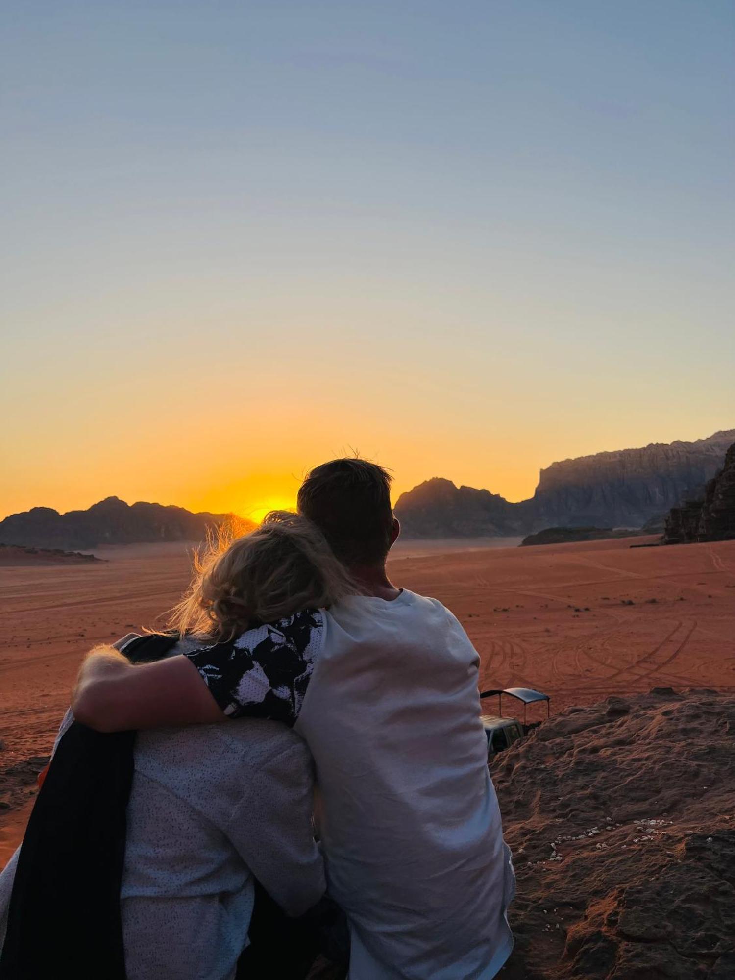 Desert Tree Camp&Tours วาดิรัม ภายนอก รูปภาพ