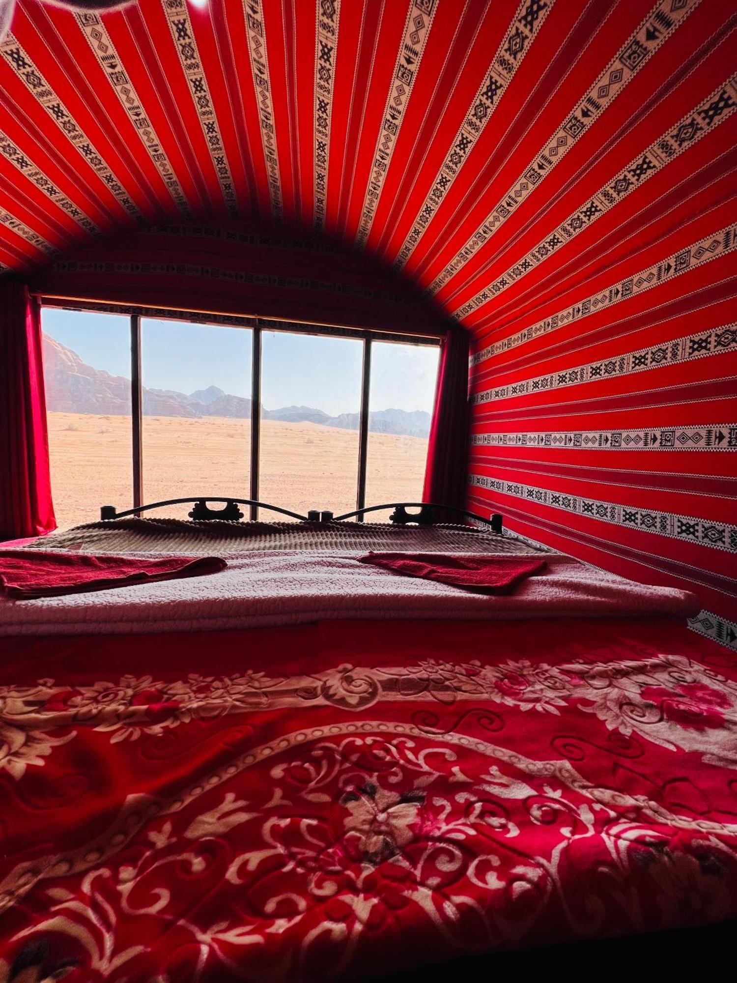 Desert Tree Camp&Tours วาดิรัม ภายนอก รูปภาพ